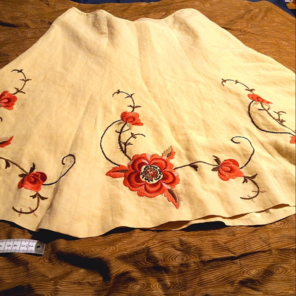 Loft A-line embroidered skirt